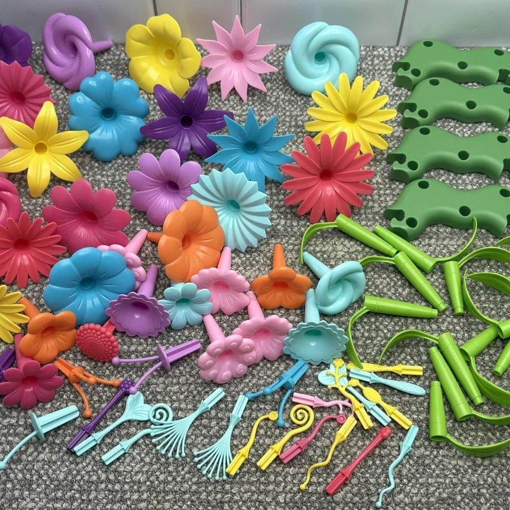 Cenove Classroom Homeschool Flower Building Supplies Pretend Play STEM 130+